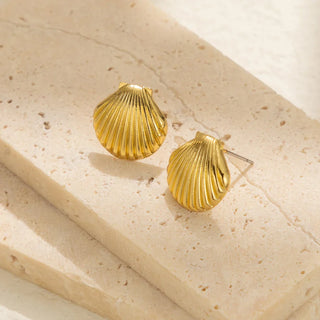 Dina | Shell Studs